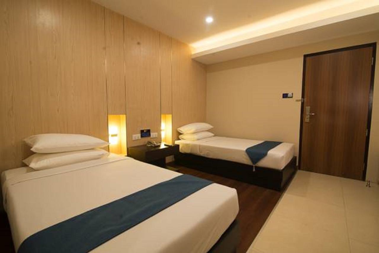 Eastern Hotel Rangun Zewnętrze zdjęcie